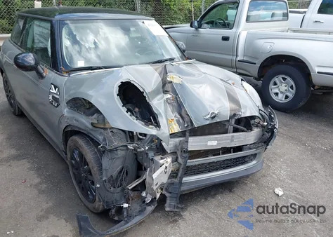 2015 Mini Hardtop Cooper из США, поврежденный, VIN WMWXM5C53FT973269